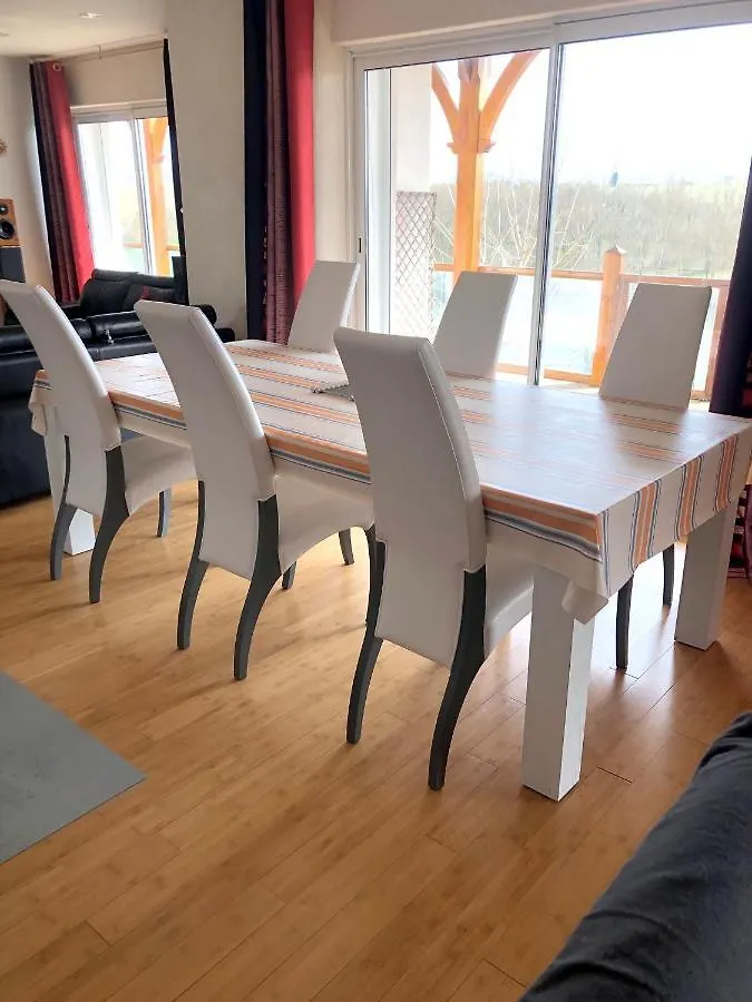Appartement Charmant Avec Piscine Privee A Catonvielle 120 M² Apartment